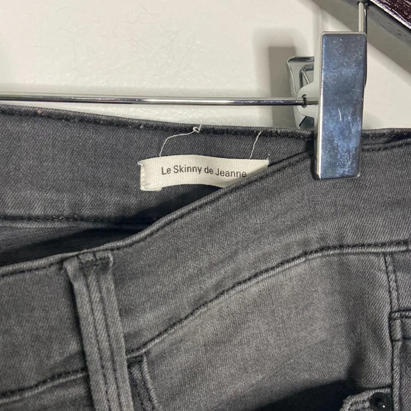 FRAME Le Skinny De Jeanne Greys Inn Rip Jeans- size 29 - Picture 11 of 11